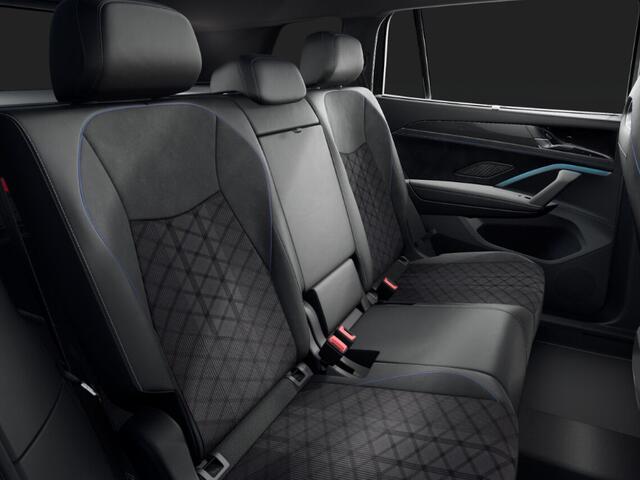 Volkswagen Tayron R-Line Edition 1.5 eHybrid 272 pk 6 versn. DSG · Comfort Pakket · Travel Pakket · Trekhaak inklapbaar, met elektrische ontgrendeling, incl. aanhangermanoeuvreerhulp Trailer Assist ·