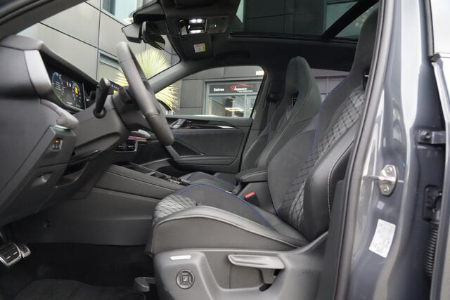 Volkswagen Tayron 1.5 eHybrid R-Line Edition 272pk Panoramadak/ErgoActive/Camera