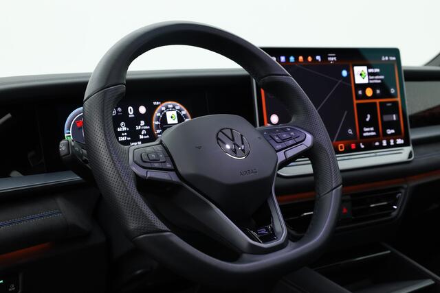 Volkswagen Tayron 1.5 eHybrid R-Line 272pk | Pano | HUD | Harman Kardon | Massage | Keyless | IQ Light | Stoel- Stuurverw.
