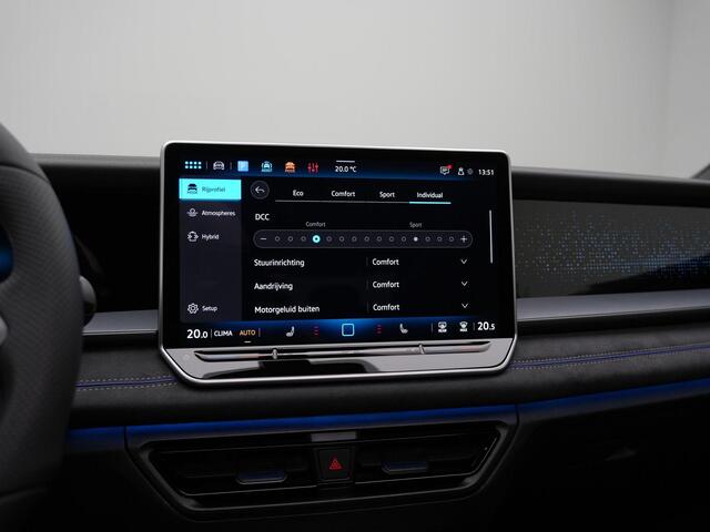 Volkswagen Tayron 1.5 TSI eHybrid 272 pk DSG R-Line Edition | Panoramadak | Adaptief onderstel | Achteruitrijcamera | Stuur-/stoelverwarming