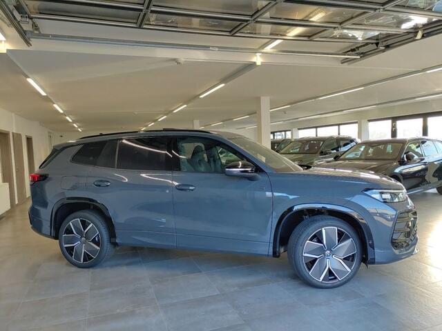 Volkswagen Tayron 1.5 TSI E-HYBRID R-LINE PANO-DAK/TREKHAAK/CAMERA/CARPLAY/ACC/STOELVERW