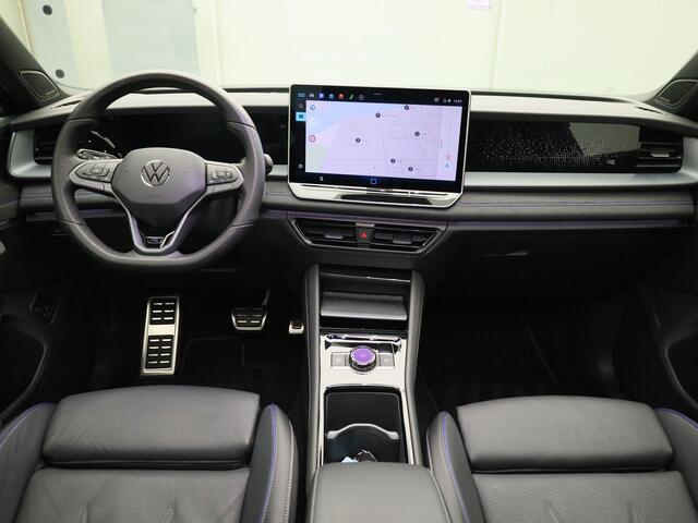 Volkswagen Tayron 1.5eHybrid 200kW/272PK R-Line DSG · Panoramadak · Leder · Harman Kardon · 360°Camera + Parkeersensoren · Garantie tot juni 2029 of 100000km