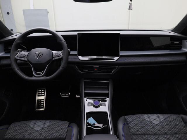 Volkswagen Tayron 1.5eHybrid 200kW/272PK R-Line DSG · Panoramadak · Apple/Android · Camera + Parkeersensoren · Garantie tot september 2029 of 100000km