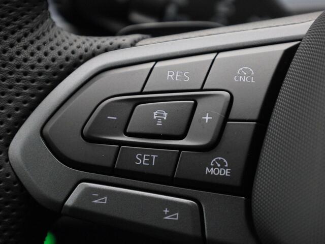 Volkswagen Tayron 1.5eHybrid 200kW/272PK R-Line DSG · Panoramadak · Apple/Android · Camera + Parkeersensoren · Garantie tot september 2029 of 100000km