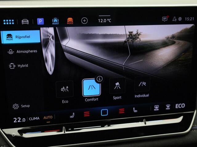 Volkswagen Tayron 1.5eHybrid 200kW/272PK R-Line DSG · Panoramadak · Apple/Android · Camera + Parkeersensoren · Garantie tot september 2029 of 100000km