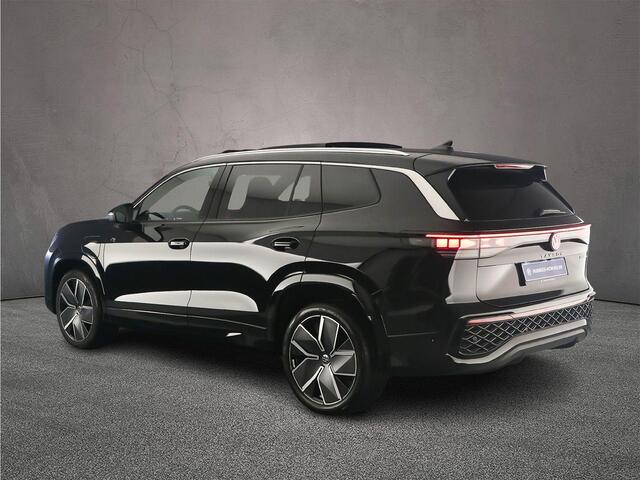 Volkswagen Tayron R-Line Edition 1.5 TSI eHybrid 272pk DSG Automaat Trekhaak, Panoramadak, 360 camera, Adaptive cruise control, Achteruitrijcamera, Navigatie, Elektrische achterklep