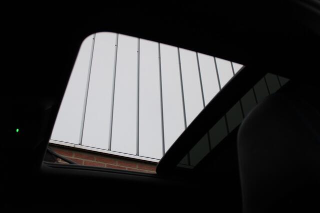 Volkswagen Tayron 1.5 eHybrid 272PK R-Line Edition |PANO-DAK|TREKHAAK|BLACK-STYLE|20-INCH|