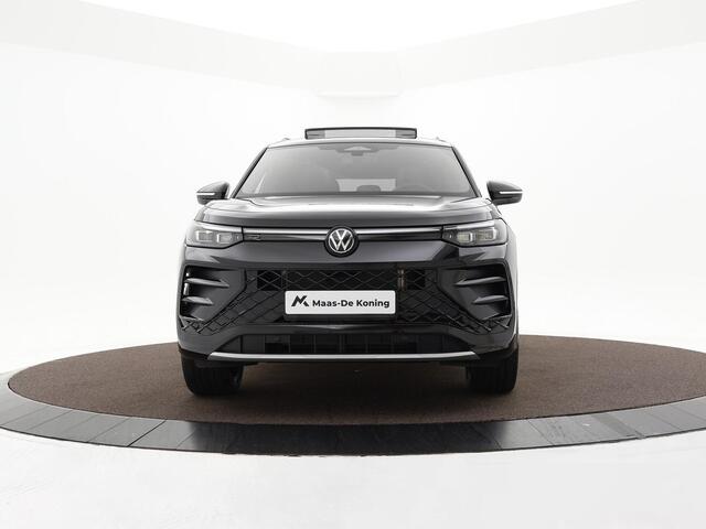 Volkswagen Tayron 1.5 eTSI 272pk DSG R-Line Edition · Camera · Panoramadak · Elek. Voorstoelen · Massage · Stoelkoeling · Keyless · 20'' Inch · Garantie t/m 08-12-2030 of 100.000km