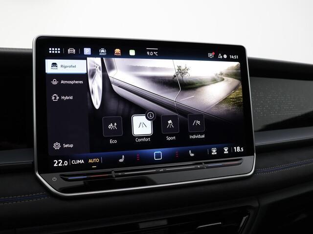 Volkswagen Tayron 1.5 eTSI 272pk DSG R-Line Edition · Panoramadak · Camera · Harman Kardon Audio · Apple/Android Car Play · 20'' Inch · Garantie t/m 08-12-2030 of 100.000km