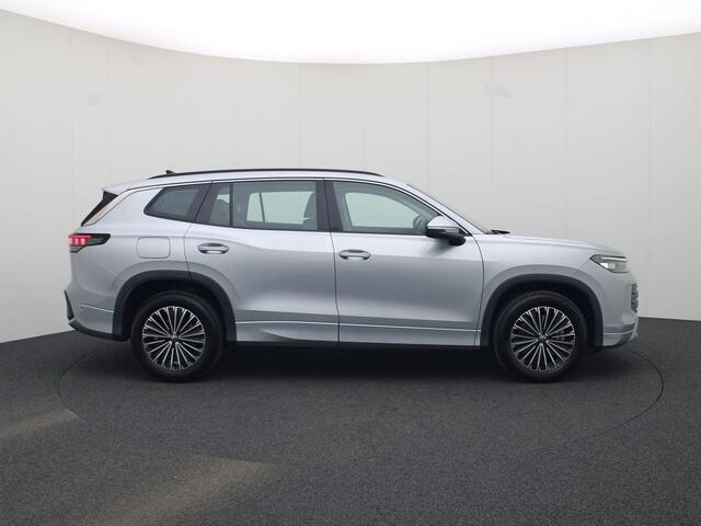 Volkswagen Tayron 1.5eTSI/150PK Life 7p. DSG · 360° Camera + Parkeersensoren · Trekhaak · Stoel-& stuurverwarming · Garantie t/m 01-05-2027 of 100000km