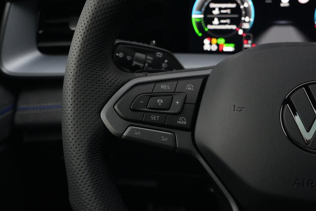 Volkswagen Tayron 1.5 eHybrid R-Line Edition 272pk Panoramadak/ErgoActive/Camera