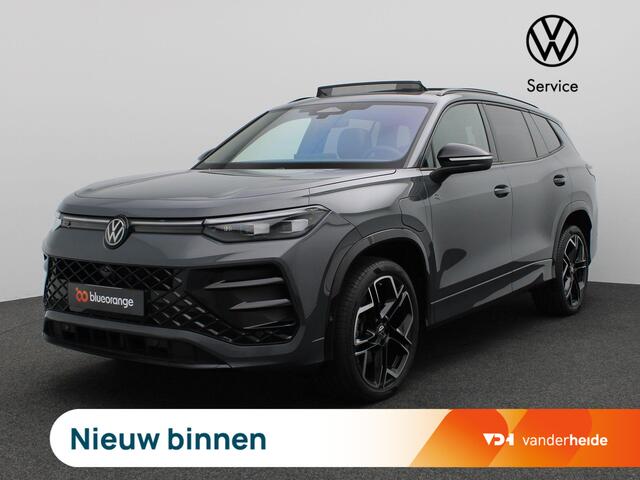 Volkswagen Tayron 1.5 eHybrid R-Line Edition 272PK DSG SOH 100%, Pano-Schuifdak, Black Style, Trekhaak, Matrix LED Verlichting, 20", Leder, Memorystoel, 360gr. Camera