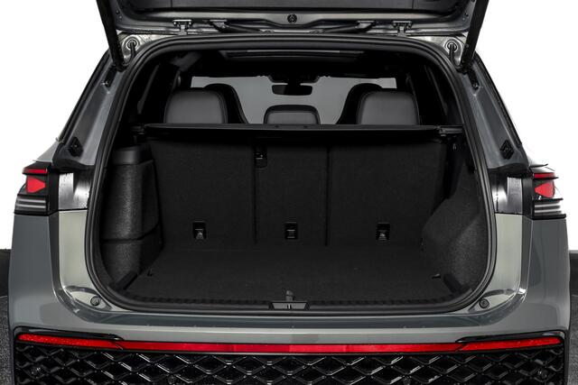 Volkswagen Tayron 1.5 eHybrid R-Line Edition | Black Style Pakket | S/K-Panodak | IQ. Light | Dig. Cockpit | Adapt. Cruise | Stoel-+Stuurverw. | Camera | App. Connect | ECC | Elek. Klep | LM 20" |