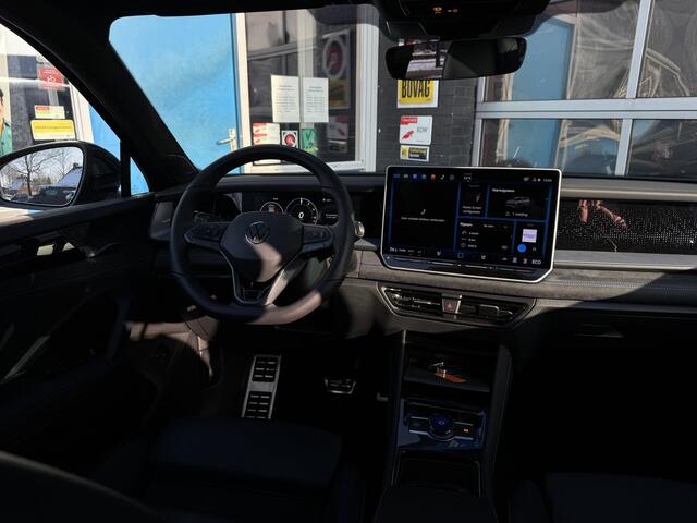 Volkswagen Tayron 1.5 eHybrid R-Line Edition | Alarmsysteem | Apple Carplay/Android Auto | Audio-navigatiesysteem