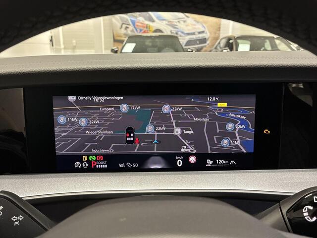 Volkswagen Tayron 1.5 eTSI 272pk DSG R-Line Edition · Wegklapbare Trekhaak · Panoramadak · Keyless · 360 Camera · 20'' Inch · Garantie t/m 20-01-2031 of 100.000km