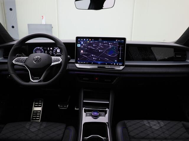 Volkswagen Tayron 1.5 eHybrid 200kW/272PK R-Line DSG · Panoramadak · 360°Camera + Parkeersensoren · Apple/Android Car Play · Garantie t/m 08-12-2030 of 100.000km