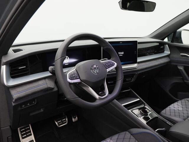 Volkswagen Tayron 1.5 eHybrid 272 Pk R-Line Edition | Panoramadak | Trekhaak | 20 Inch | Camera | Stuur- en Stoelverwarming | Full LED