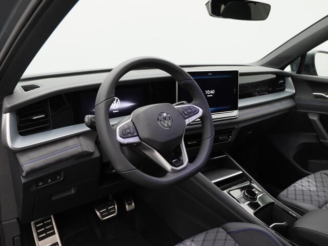 Volkswagen Tayron 1.5 eHybrid 272 Pk Automaat R-Line Edition | Panoramadak | Trekhaak | 20 Inch | Camera | Stuur- en Stoelverwarming | Full LED