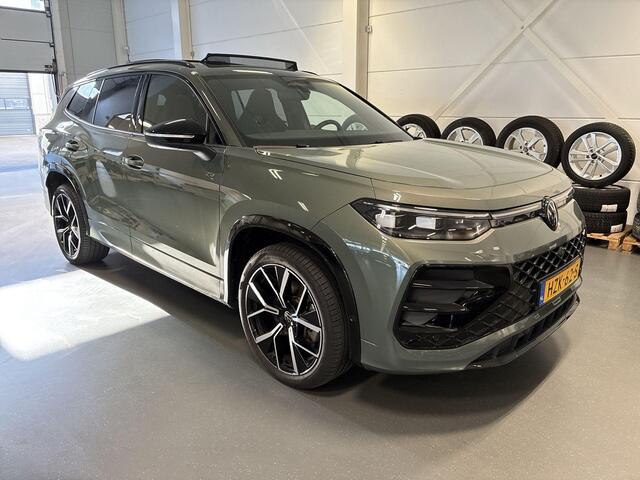 Volkswagen Tayron 1.5 eHybrid 272pk DSG R-Line Edition · Panoramadak · 360 Camera · Inklap. Trekhaak · Matrix LED · Stuur- & Stoelverwarming · Keyless · Garantie t/m 04-08-2029 of 100.000km