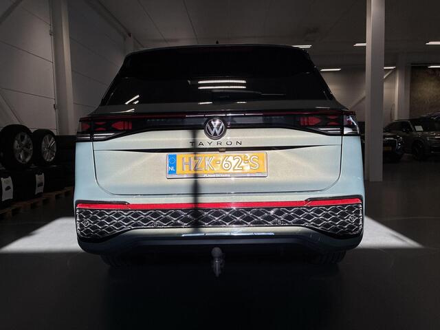 Volkswagen Tayron 1.5 eHybrid 272pk DSG R-Line Edition · Panoramadak · 360 Camera · Inklap. Trekhaak · Matrix LED · Stuur- & Stoelverwarming · Keyless · Garantie t/m 04-08-2029 of 100.000km