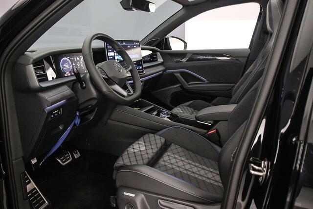 Volkswagen Tayron R-Line Edition 1.5 TSI eHybrid 272pk DSG Automaat Trekhaak, Harman Kardon audio, Panoramadak, Black style, Adaptive cruise control, 360 camera