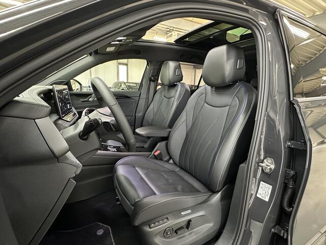 Volkswagen Tayron 1.5 eHybrid R-Line Edition | Pano | Black pack | Leder | IQ | Trekhaak |