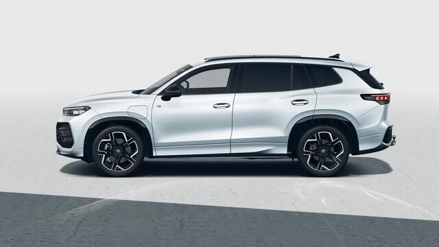 Volkswagen Tayron 1.5 eHybrid 204 6DSG R-Line Edition Automaat | Black Style Pakket