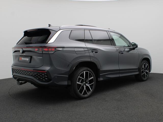 Volkswagen Tayron 1.5 eHybrid R-Line Edition 272PK DSG Pano-Schuifdak, Trekhaak, 20" LM Velgen, Navi via Apple Carplay/Android Auto, Keyless, Side Assist, Elektr. Achterklep, Stoel-stuurverwarming