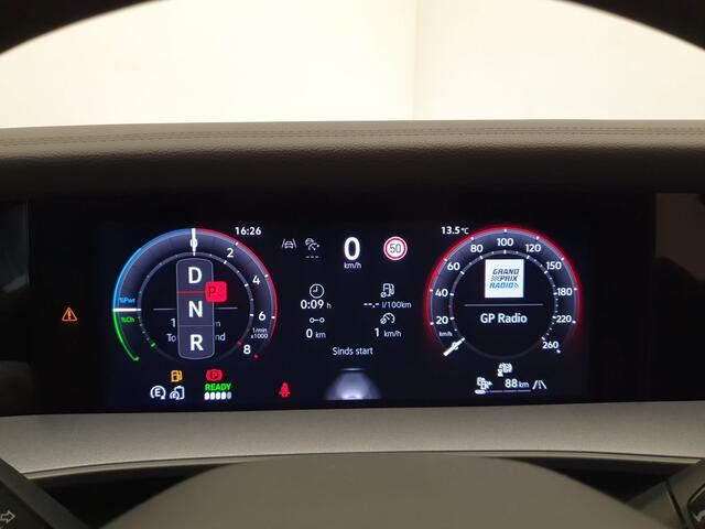 Volkswagen Tayron 1.5 eHybrid 272pk DSG/AUT R-Line Wegklapbare trekhaak, Massage, Camera