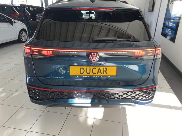 Volkswagen Tayron 1.5 eHybrid R-Line Edition 272 PK Panoramadak / Trekhaak / matrix led / Carplay
