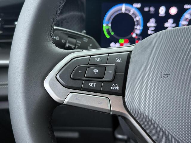 Volkswagen Tayron Life Edition 1.5 eHybrid 150 kW / 204 PK SUV 6-DSG | Trekhaak wegklapbare kogel | Stoel- & stuurwielverwarming |