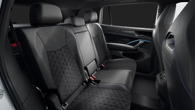 Volkswagen Tayron 1.5 eHybrid 272 6DSG R-Line Edition | 'App-Connect' draadloze smartphone integratie | Automatische afstandsregeling (Adaptive Cruise Control) | Black Style Pakket