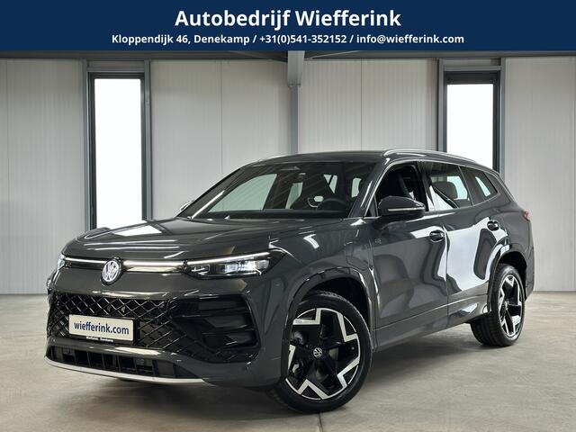 Volkswagen Tayron 1.5 eHybrid R-Line | Trekhaak-pakket | Navigatie-pakket | Stoel- & stuurverwarming