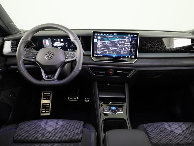Volkswagen Tayron R-Line Edition 1.5 eHybrid 150 kW / 204 PK SUV 6 v Panoramadak | Trekhaak | 360 camera