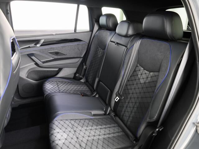 Volkswagen Tayron R-Line Edition 1.5 eHybrid 150 kW / 204 PK SUV 6 v Panoramadak | Trekhaak | 360 camera