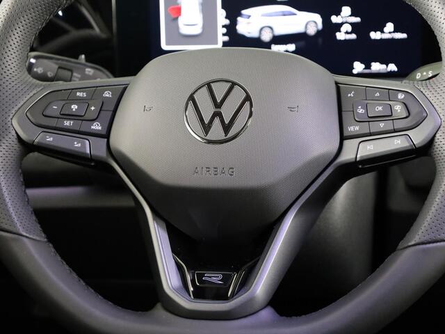 Volkswagen Tayron R-Line Edition 1.5 eHybrid 150 kW / 204 PK SUV 6 v Panoramadak | Trekhaak | 360 camera