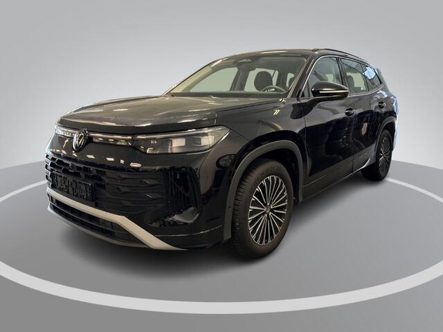 Volkswagen Tayron 1.5 eTSI 150pk DSG Life Edition · 7-persoons · 360 Camera · Inklap. Trekhaak · Matrix LED · Stuur- & Stoelverwarming · ACC · Apple/Android Car Play · Garantie t/m 20-08-2027