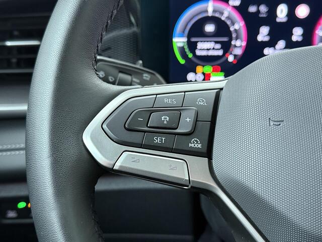 Volkswagen Tayron 1.5 eHybrid Life Edition | 204 PK | SoH 100% | Trekhaak | Stoelverwarming | Adaptive cruise control | 18" LM velgen |
