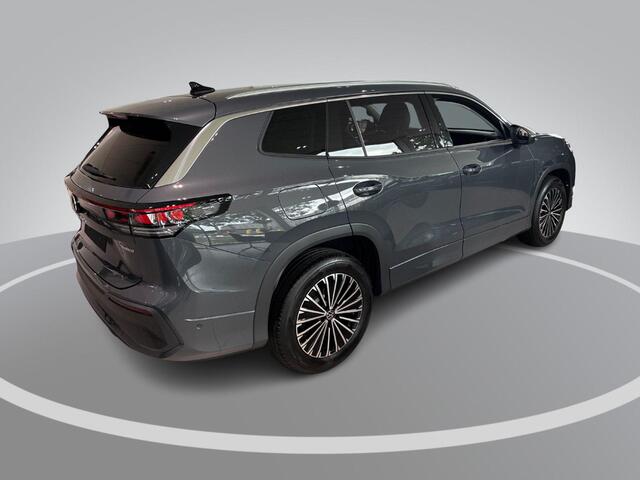 Volkswagen Tayron Life Edition 1.5 eHybrid 204 pk 6 versn. DSG · Comfort Pakket · Trekhaak inklapbaar, met elektrische ontgrendeling, incl. aanhangermanoeuvreerhulp Trailer Assist · Voorraad OUTLET · Prijs is inclusief inruilpremie ·
