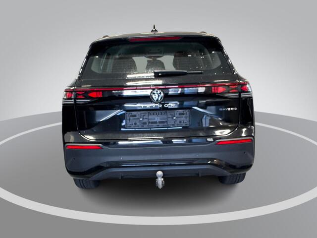 Volkswagen Tayron 1.5 eHybrid 204pk DSG Life Edition · Camera · Inklap. Trekhaak · Apple/Android Car Play · Stuur- & Stoelverwarming · Dodehoeksensor · Garantie t/m 10-07-2027