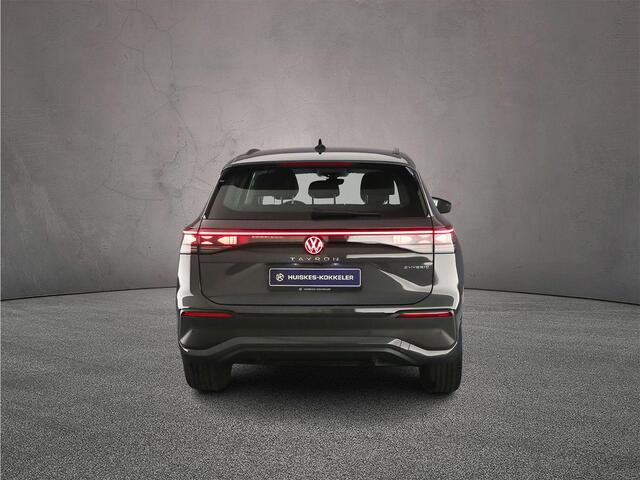 Volkswagen Tayron Life Edition 1.5 TSI eHybrid 204pk DSG Automaat Navigatie, Adaptive cruise control, Elektrische achterklep, Achteruitrijcamera, LED koplampen