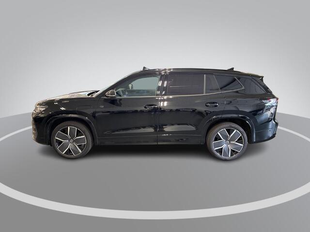 Volkswagen Tayron 1.5 272pk DSG eHybrid R-Line Edition · Panoramadak · 360 Camera · Wegklapbare Trekhaak · Black Style · 20'' Inch · Garantie t/m 17-11-2029 of 100.000km