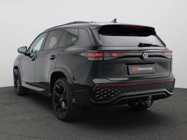 Volkswagen Tayron 1.5 eHybrid R-Line Edition 272PK DSG Panoramadak, Trekhaak, Head-Up Display, Black Style, 20" LM Velgen, 360gr. Camera, Harman Kardon Audio, Side Assist