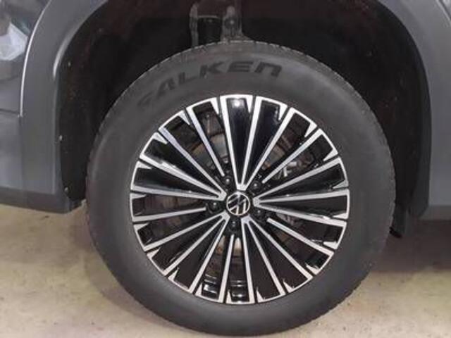 Volkswagen Tayron 1.5 TSI eHybrid 204pk DSG Elegance / HD Matrix Led / Navigatie