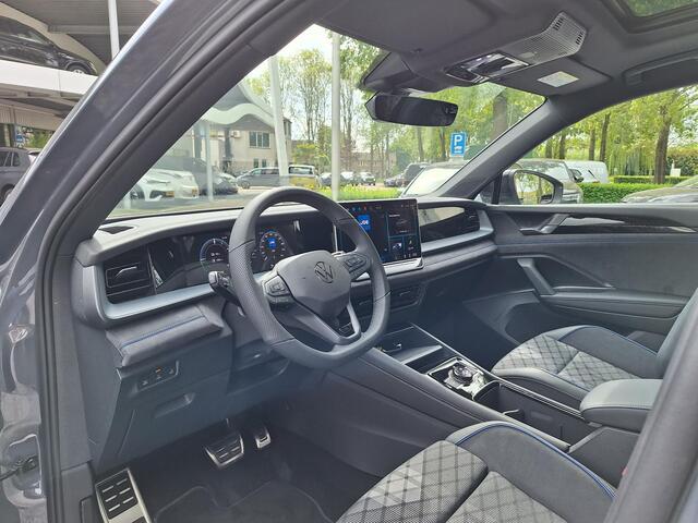 Volkswagen Tayron Hybrid 272pk R-Line Blackstyle (Pano,IQ,360 Camera)