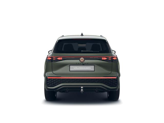 Volkswagen Tayron R-Line Edition 1.5 eHybrid 204 PK | Trekhaak| Panoramadak | Head-Up Display | 360 Camera | Adaptieve Cruise Control |