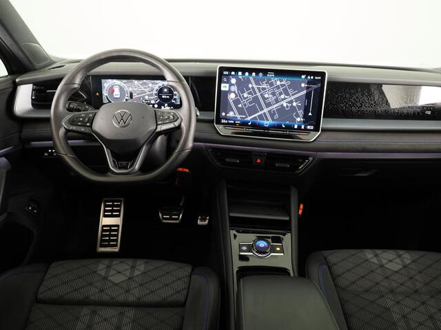 Volkswagen Tayron R-Line Edition 1.5 eHybrid 150 kW / 204 PK SUV 6 v Panoramadak | 360 camera | Head Up Display