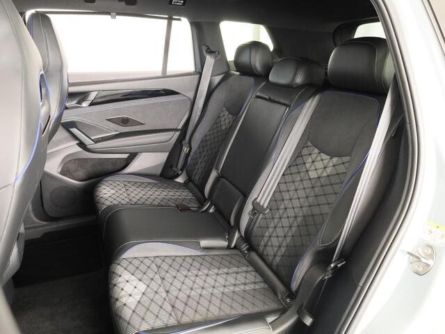 Volkswagen Tayron R-Line Edition 1.5 eHybrid 150 kW / 204 PK SUV 6 v Panoramadak | 360 camera | Head Up Display