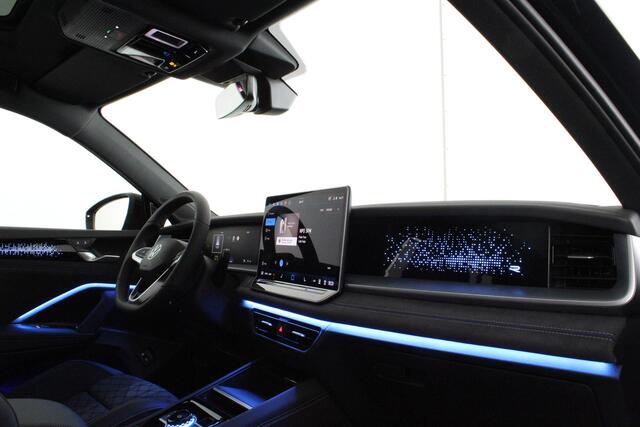 Volkswagen Tayron 1.5 eHybrid R-Line Edition > 272pk/Pano.schuifdak/Trekhaak/116km WLPT Plug-in hybride