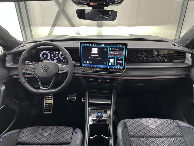 Volkswagen Tayron 1.5 eHybrid R-Line 272 pk | Pano | Black pack | Trekhaak |